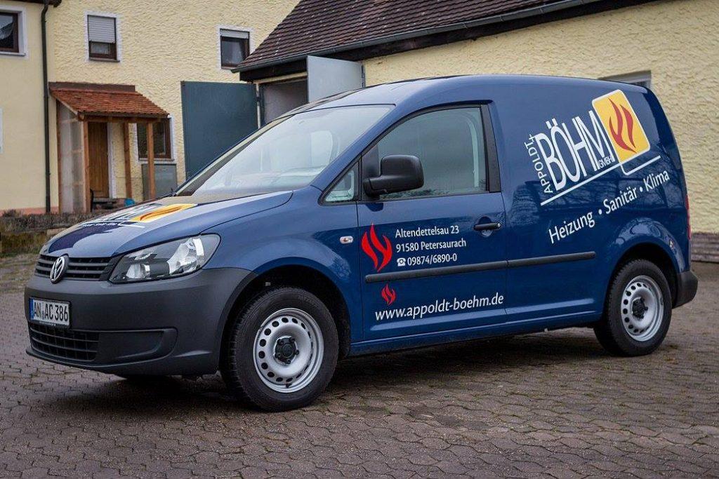Werbung auf VW Caddy