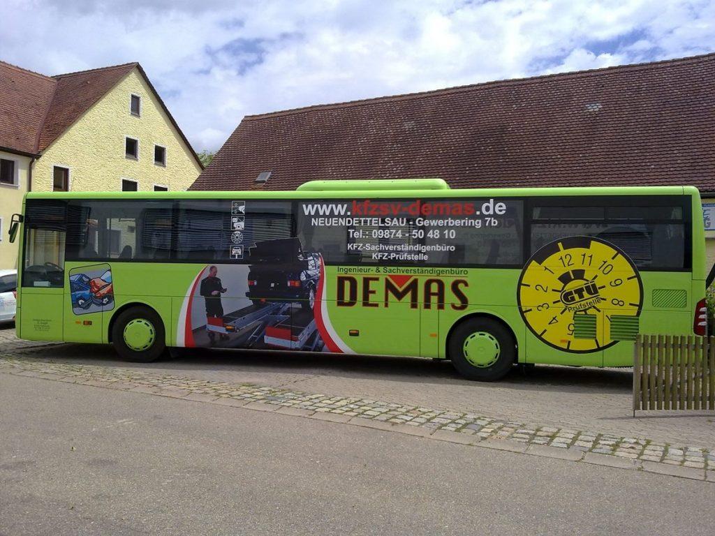 Werbung auf Bus