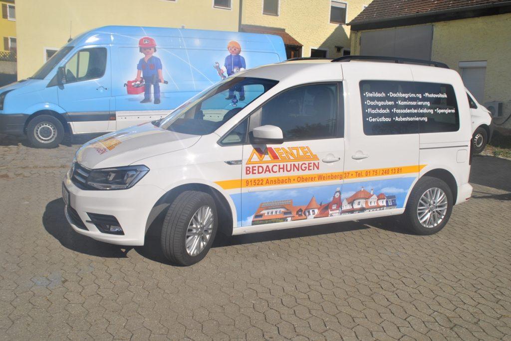 Werbung auf VW Caddy