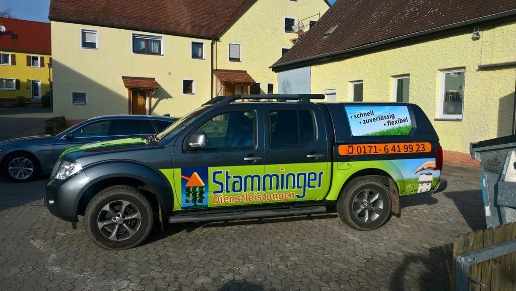 Werbung auf Firmenfahrzeug