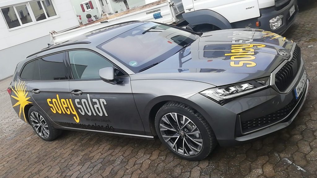 Werbung auf PKW